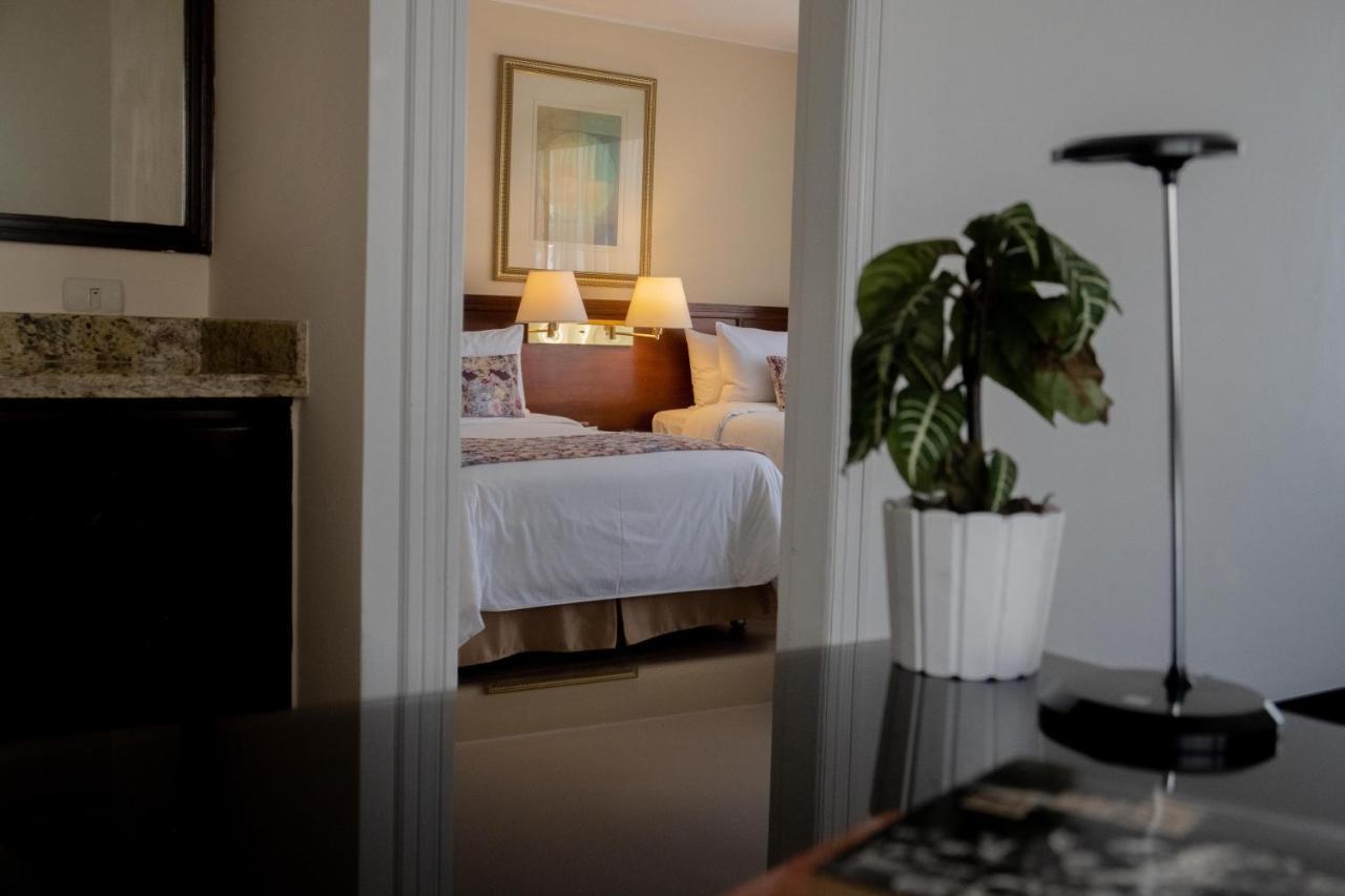 Hotel La Quinta By Wyndham Quito Zewnętrze zdjęcie