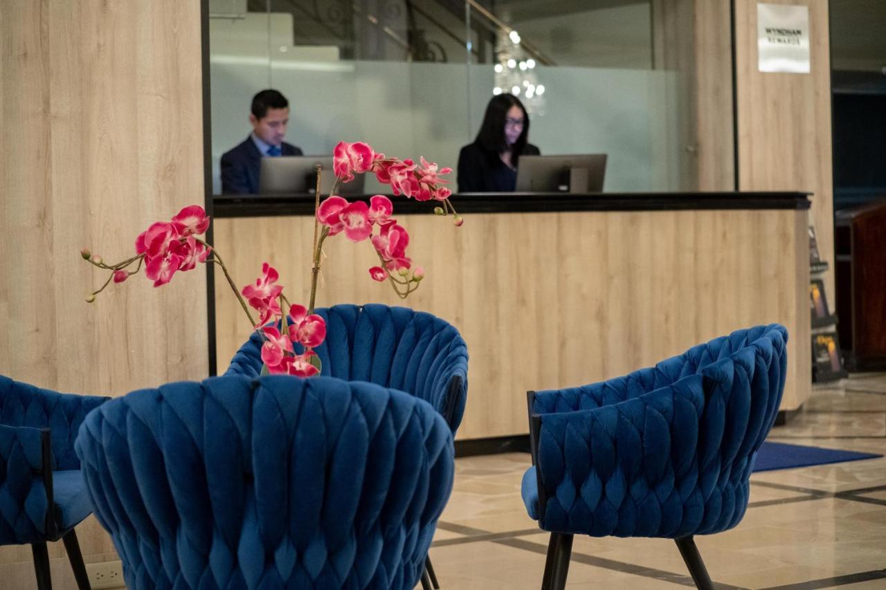 Hotel La Quinta By Wyndham Quito Zewnętrze zdjęcie