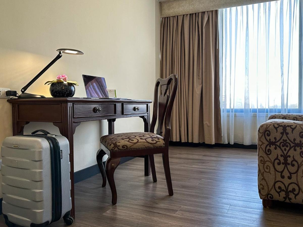Hotel La Quinta By Wyndham Quito Zewnętrze zdjęcie