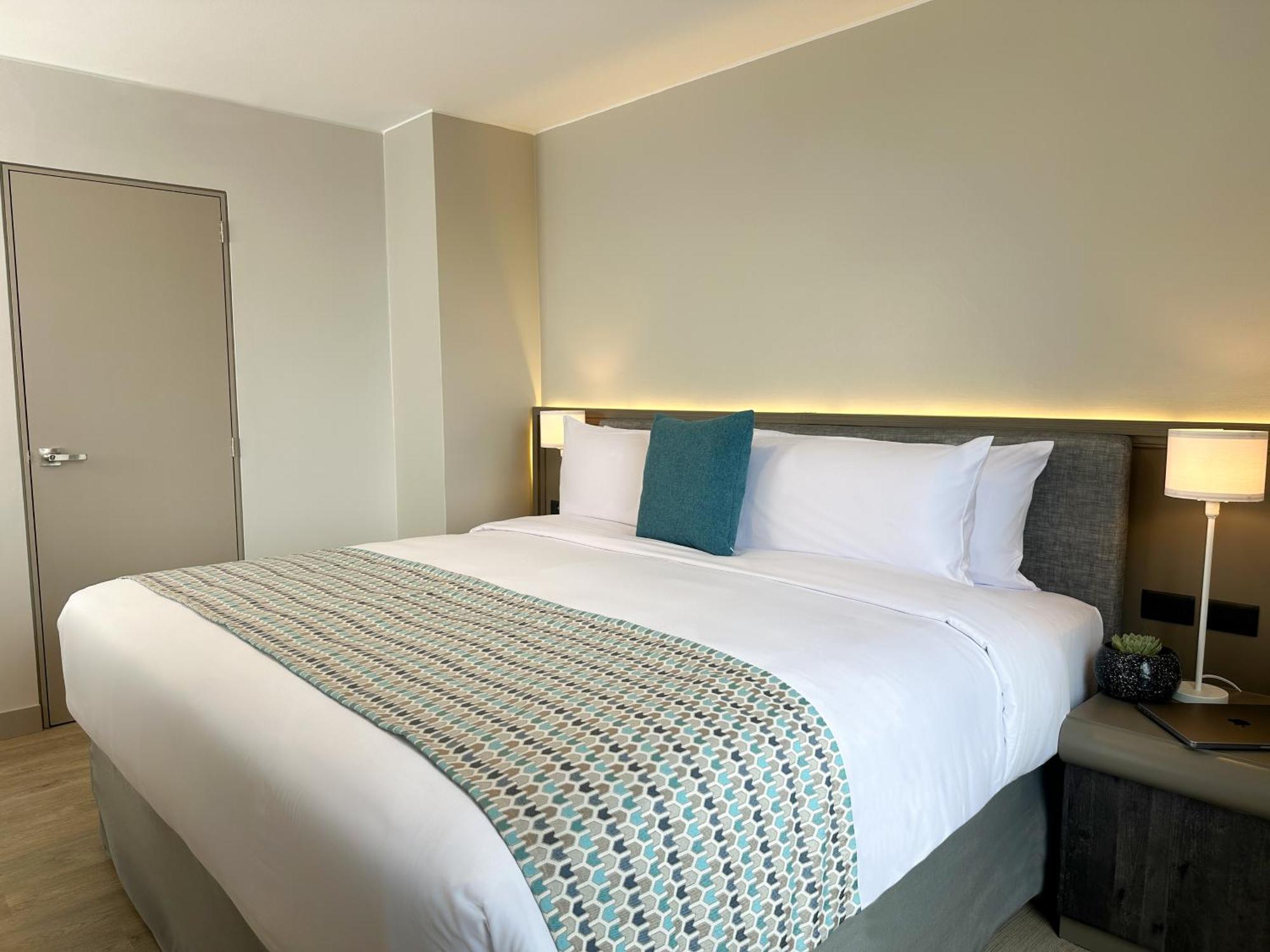 Hotel La Quinta By Wyndham Quito Zewnętrze zdjęcie