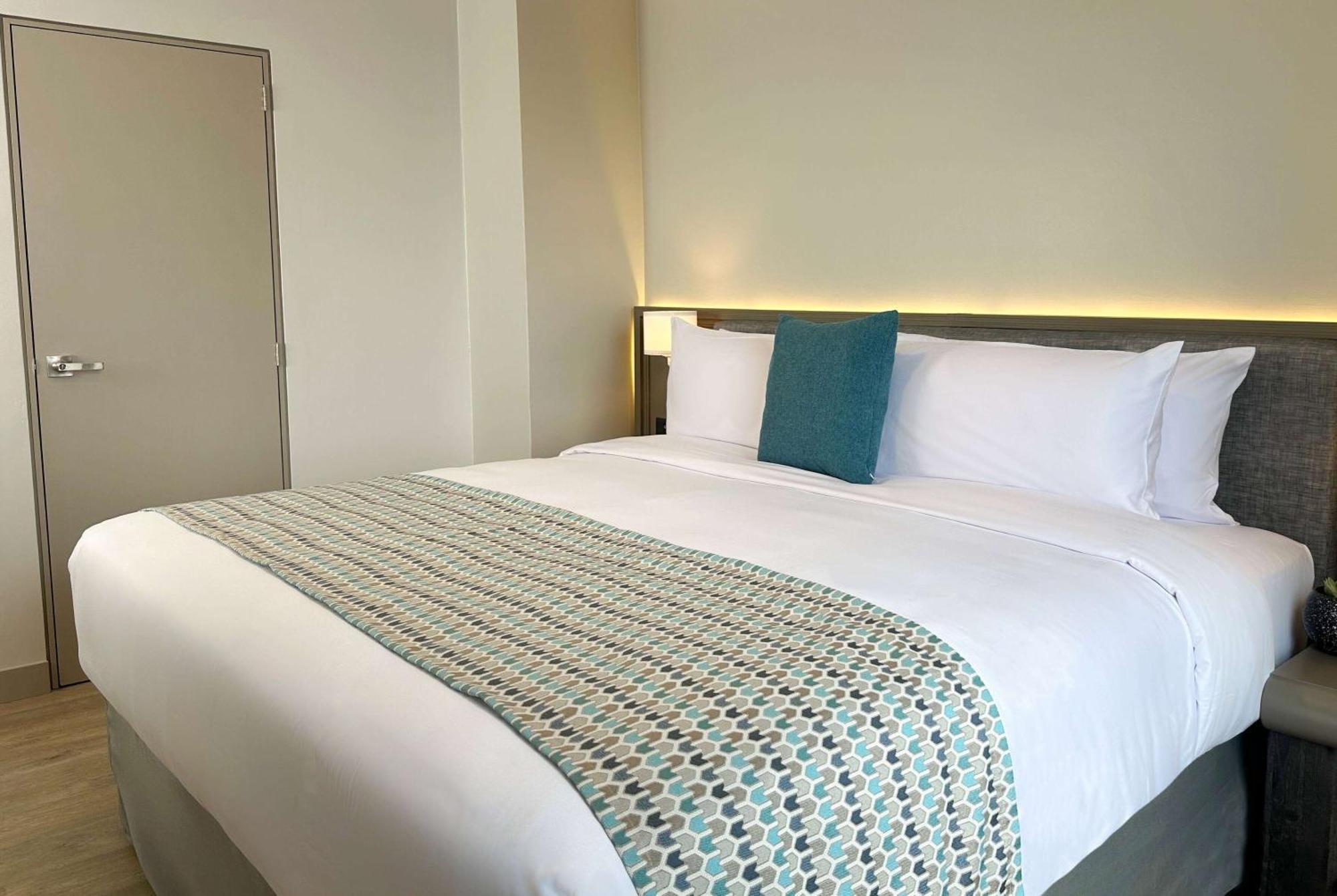 Hotel La Quinta By Wyndham Quito Zewnętrze zdjęcie