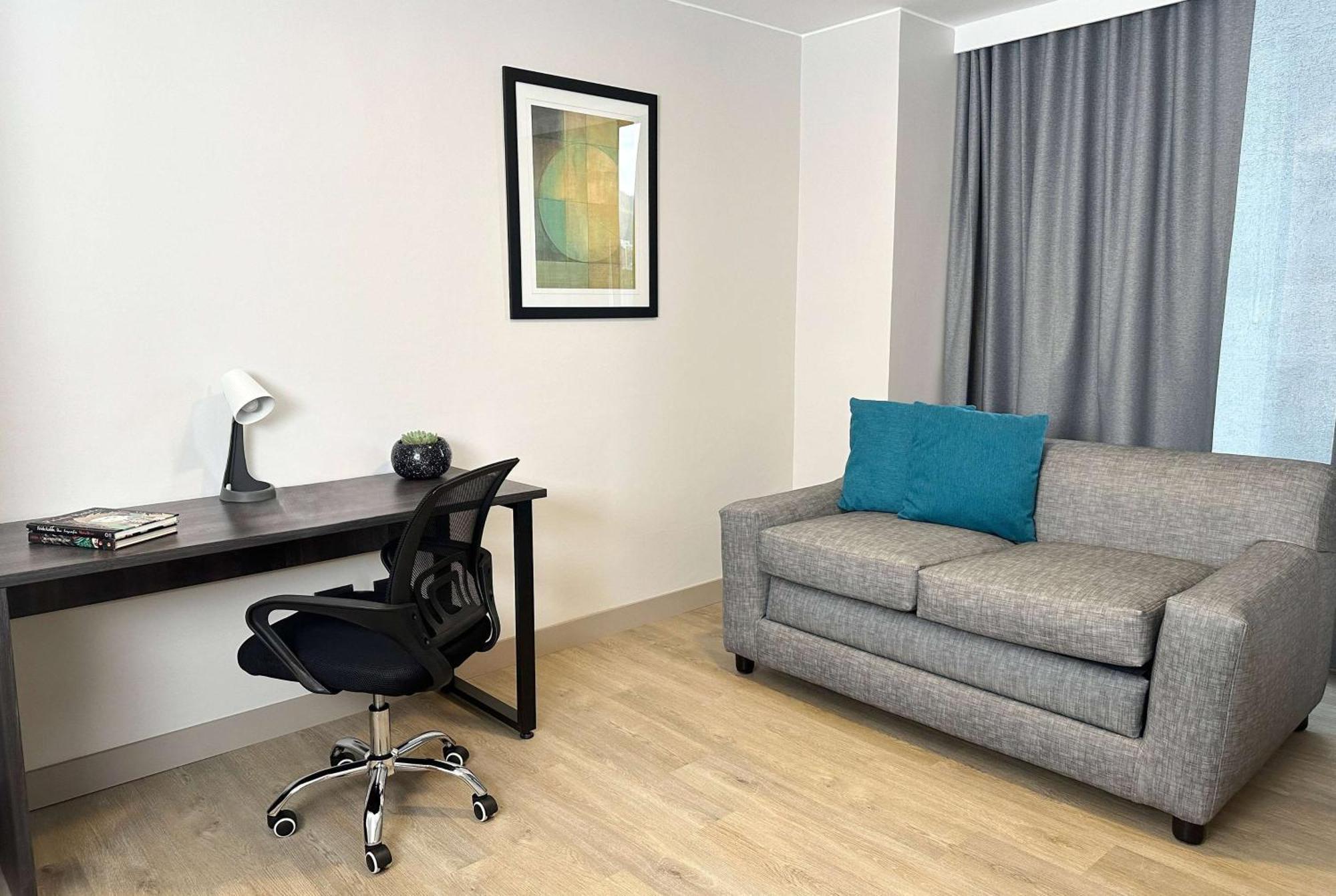 Hotel La Quinta By Wyndham Quito Zewnętrze zdjęcie